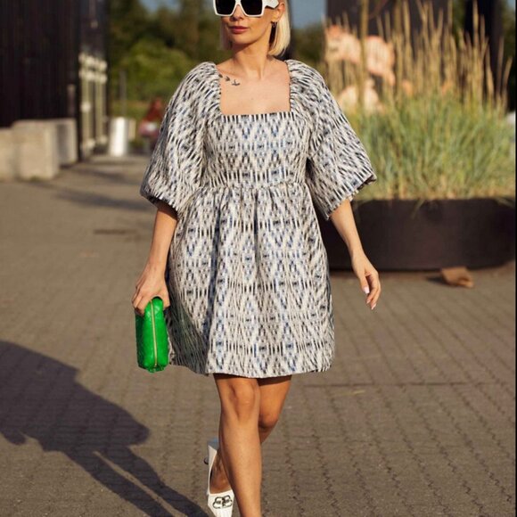 Munthe Chew Blue Ikat Puff Sleeve Babydoll Minidress Size 8 Medium with Pockets - Picture 3 of 14